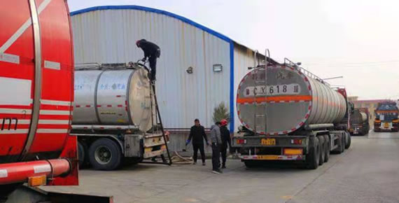 緊急剎車新規(guī)來了！2028年起，你的車必須會“自動避讓”！